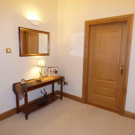 The Pipers No 7 Lomond Castle Apartment Balloch Exterior photo